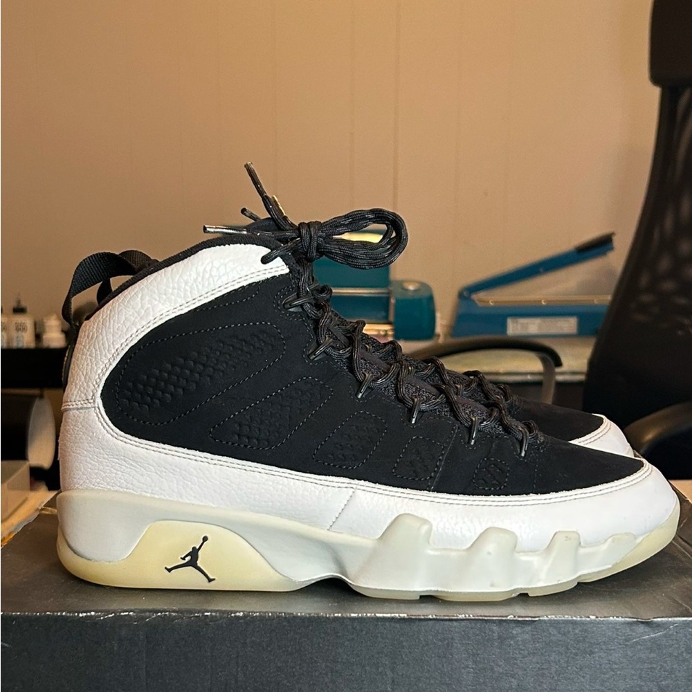 Air jordan 9 city of flight